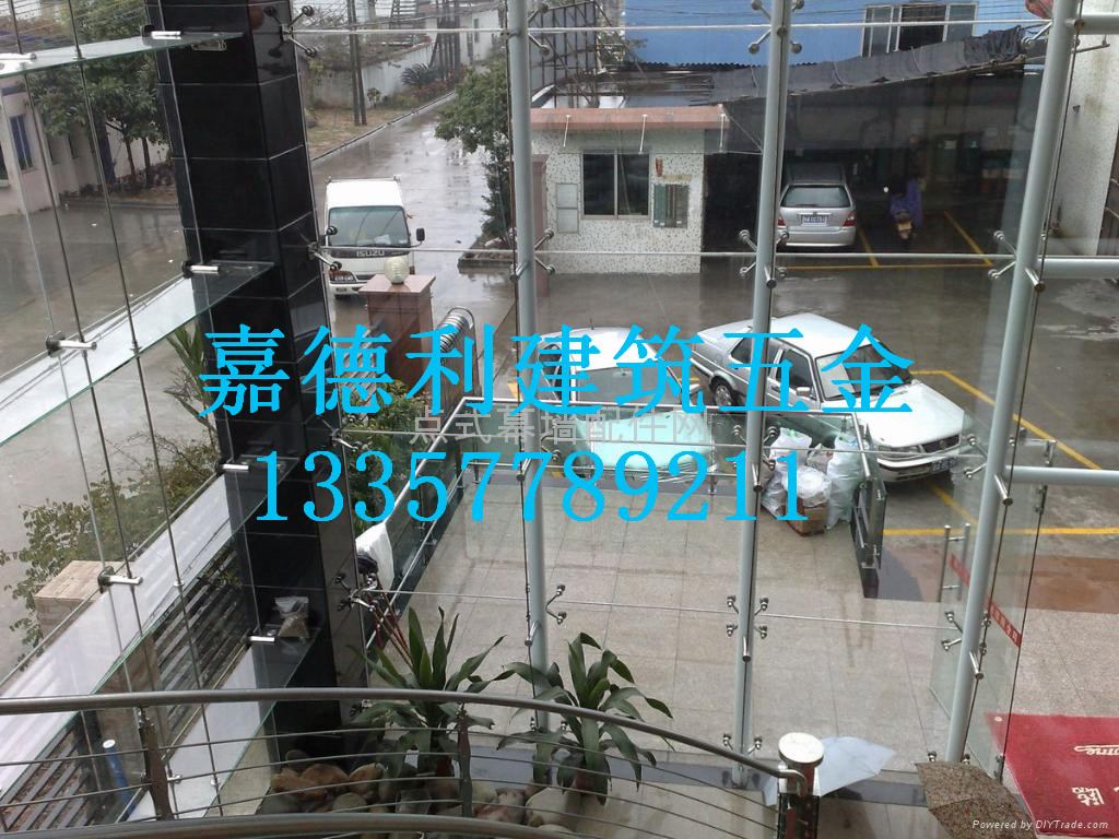 驳接爪