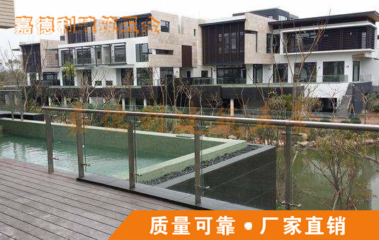 不锈钢立柱