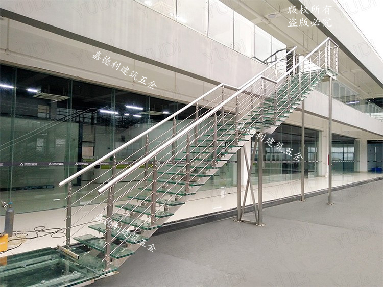 不锈钢立柱