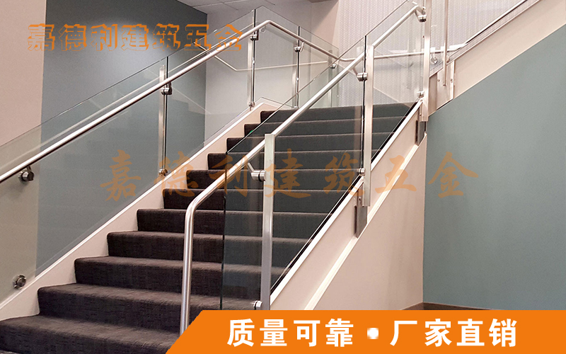 不锈钢立柱