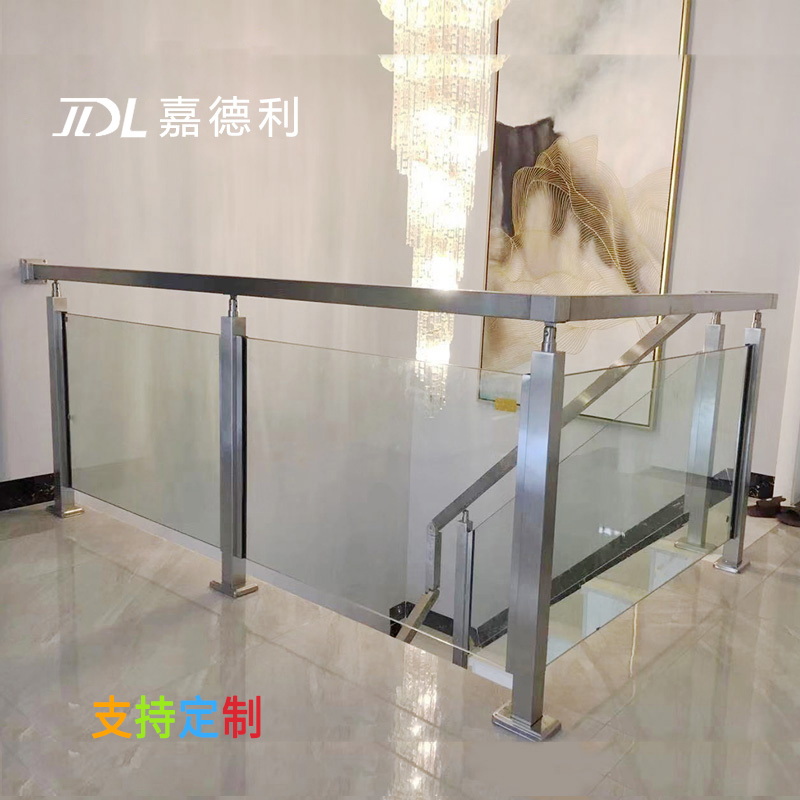 不锈钢立柱