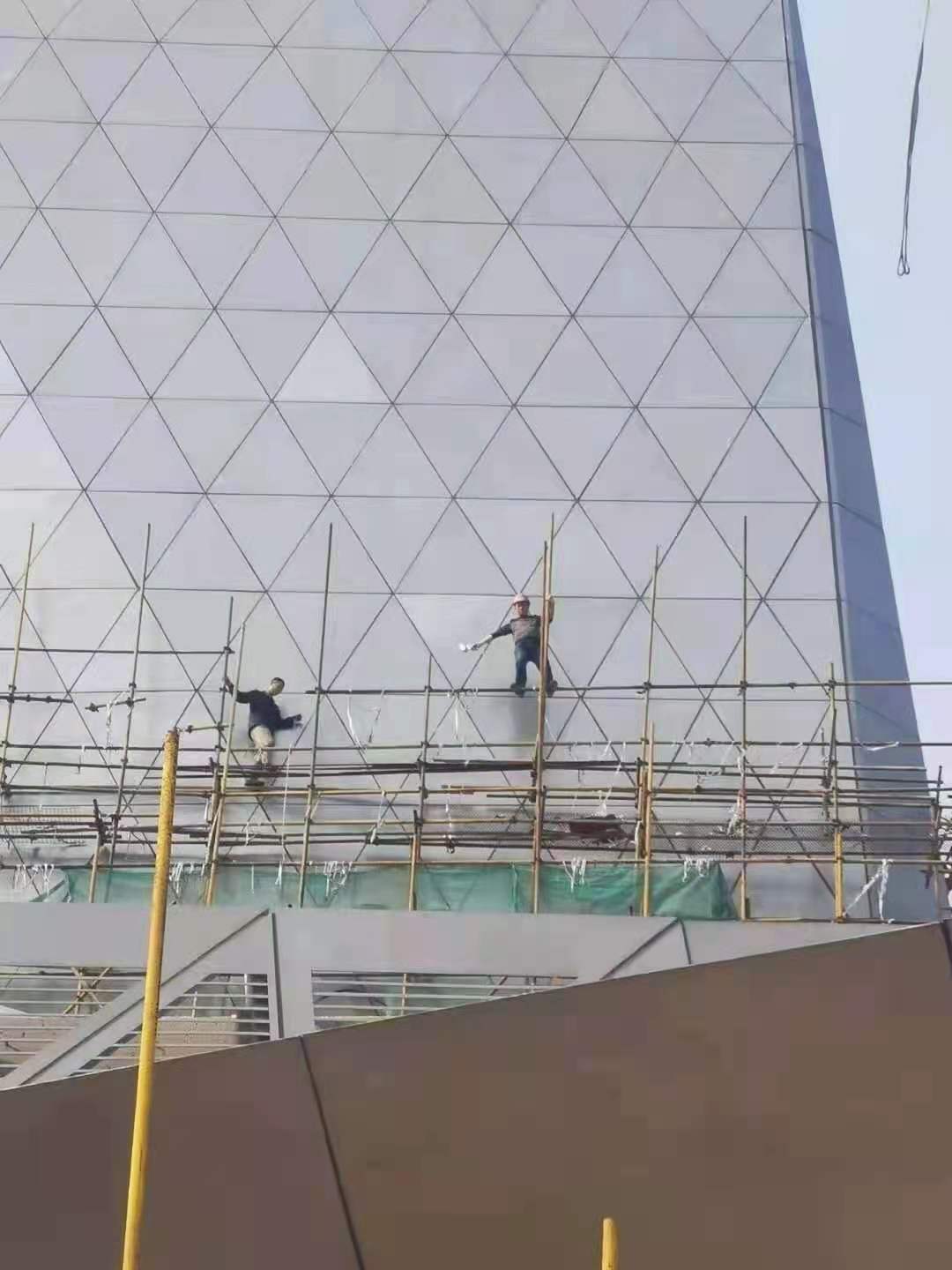 厦门海沧路通风塔嘉德利建筑五金