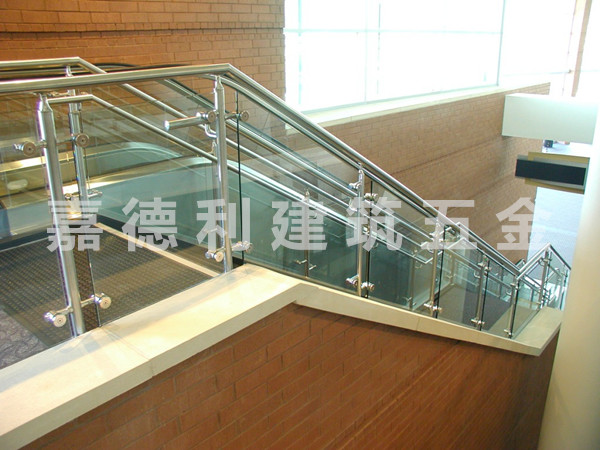 不锈钢立柱