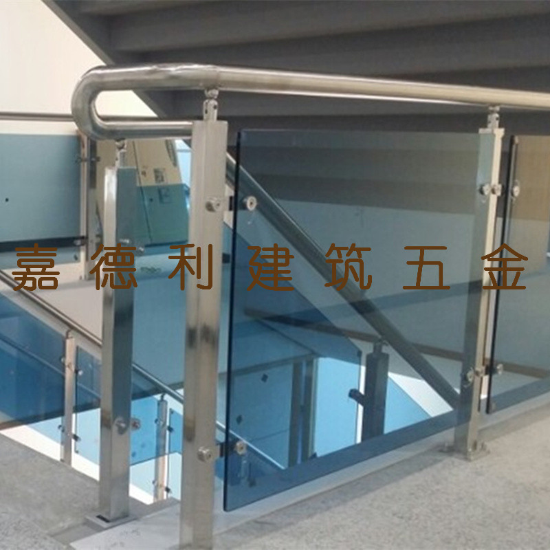 楼梯栏杆立柱