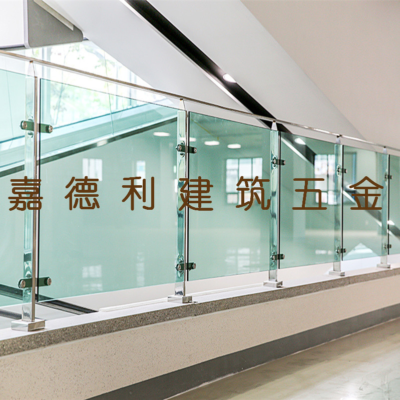 不锈钢立柱